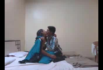 Chubby Indian babe with shaved pussy fucked in motel room