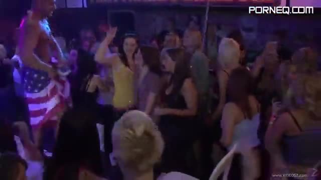Drunk Hotties Love To Have Sex In Parties