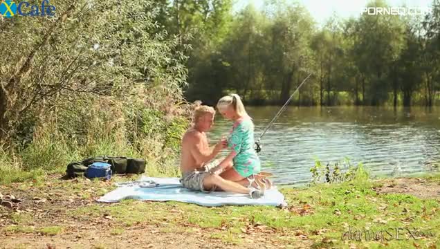 Yummy sweetie Jenny Simons and Denis Reed make love at the fishing