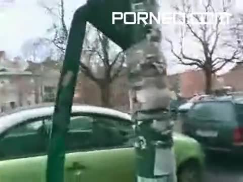 Young Guy Seduce A Milf In The Street Sunporno Uncensored