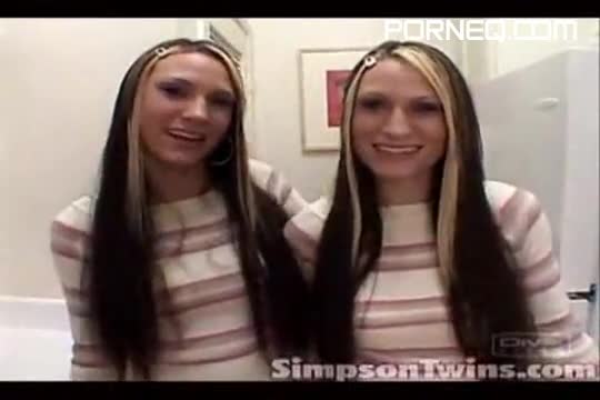 Simpson Twins masturbating in the kitchen