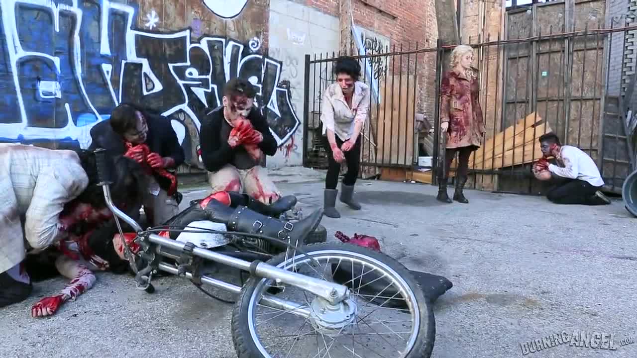 VQE6_165_Skin Diamond - Kleio Valentien - Walking Dead A Hardcore Parody