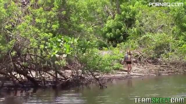 Free Porn Videos Hot Girl Stuck On An Island