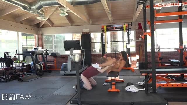 Emily Willis hooks up with cute boy at the GYM