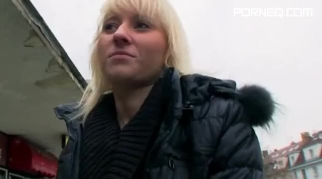 Real amateur blondie Czech slut Laura pounded for 10000 crowns Sex Video
