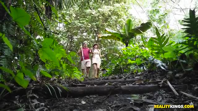 A SEXUAL FOREST JOURNEY free HD porn (2)