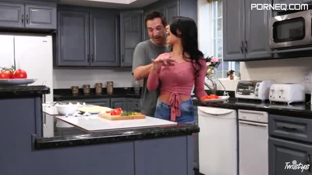 Fetching Gina Valentina serves up her yummy pussy in the kitchen (1)