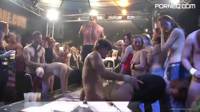 Hot Sex In A Wild Party Clip