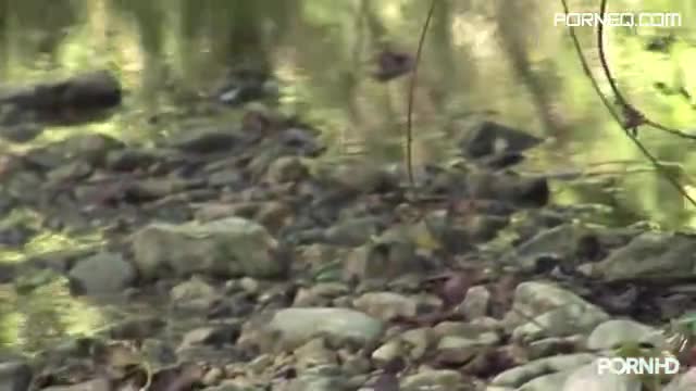 Blonde Girl Naked By The River HQ Mp4 XXX Video