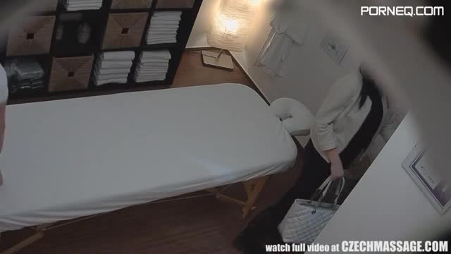 Huge Natural Tits on Massage Table on (5031353)