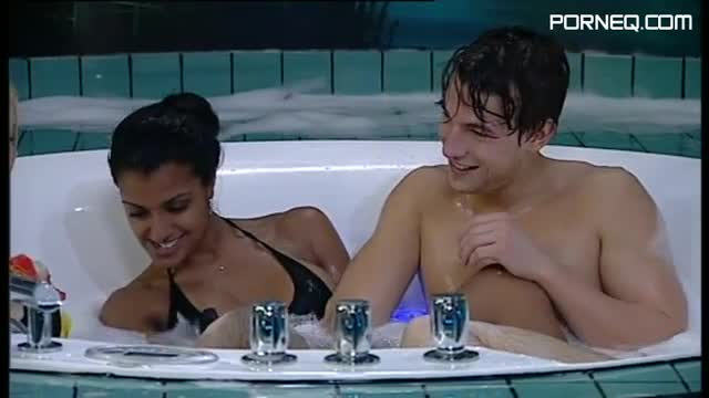 Big Brother Sweden 2004 2014 BBSE 2012 03 05 Bath tube Party 1