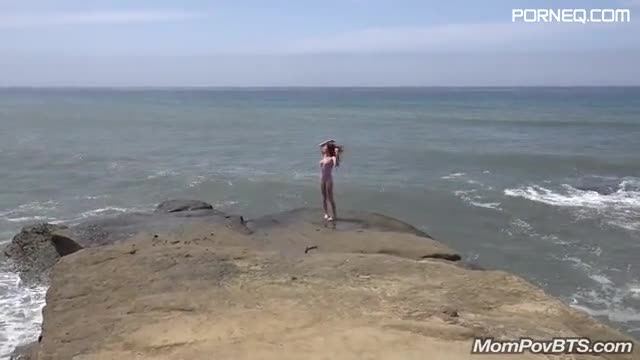 Spanish MILF gets nude at beach behind the scenes PIR TE