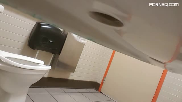 Spycam Catches A Chubby Girl In Coffee Shop Female WC