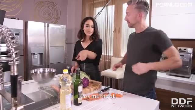 Ginebra Bellucci From Cooking To Fucking 10 03 2018 DDF Network Anal Hardcore Gonzo Blowjob DeepThroat Threesome ATM