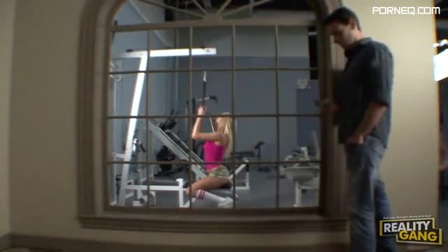 Hot blonde sex in the gym