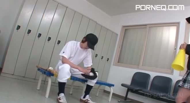 Tempting asian college girl blows penis in the locker room