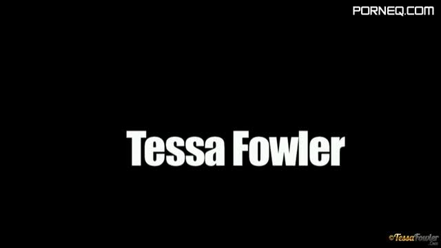 Tessa Fowler Baby Pink Bra 2 wmv tessa babypinkbra02