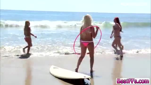 Free Porn Videos Summer never gets hotter with these surfer teens