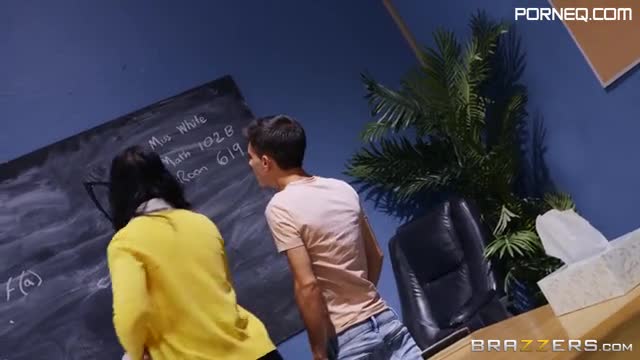 Young lad fucks his teacher so good she wants more (1)