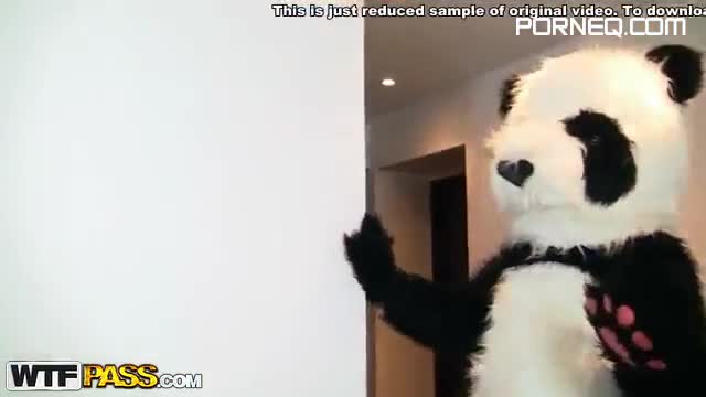 Free Porn Videos Young girl sucks a huge black dick toy panda