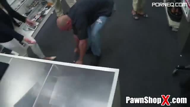Free Porn Videos Argument in Pawn Shop Gets Settled with Hardcore Sex xp13823